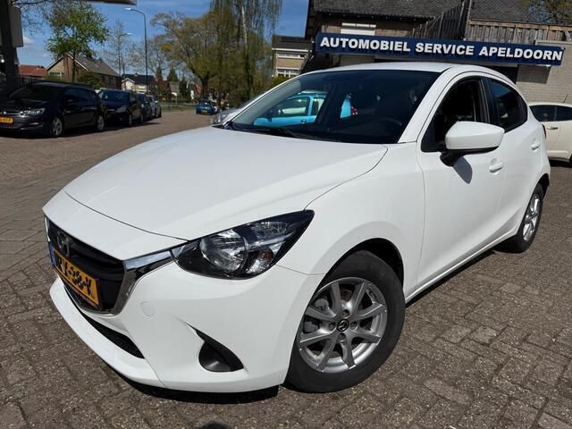 Wit Gebruikt 2016 Mazda 2 Hatchback | € 10.950 (Eerlijke prijs) - Afbeelding 1/4