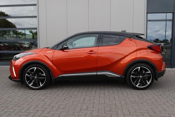 Occasion Toyota C-HR Sport 153 PK (112 kW) 2021 Oranje, metallic lak SUV