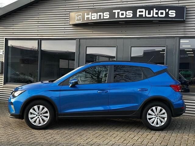 Occasion Seat Arona Business 2024 Blauw (metallic) SUV