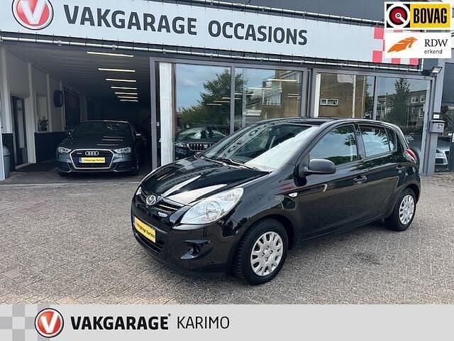 Zwart Gebruikt 2012 Hyundai i20 Hatchback | € 3.950 (Eerlijke prijs) - Afbeelding 1/4