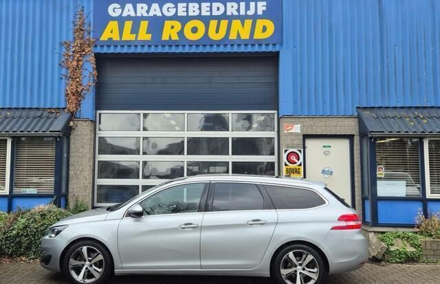 Grijs, metallic lak Gebruikt 2015 Peugeot 308 GT-line Stationwagen | € 7.950 (Eerlijke prijs) - Afbeelding 1/4