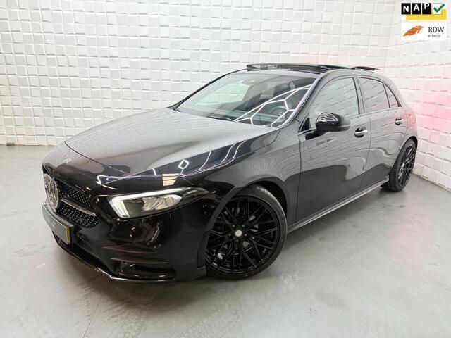Zwart Gebruikt 2018 Mercedes A200 AMG Hatchback | € 24.499 (Eerlijke prijs) - Afbeelding 1/4