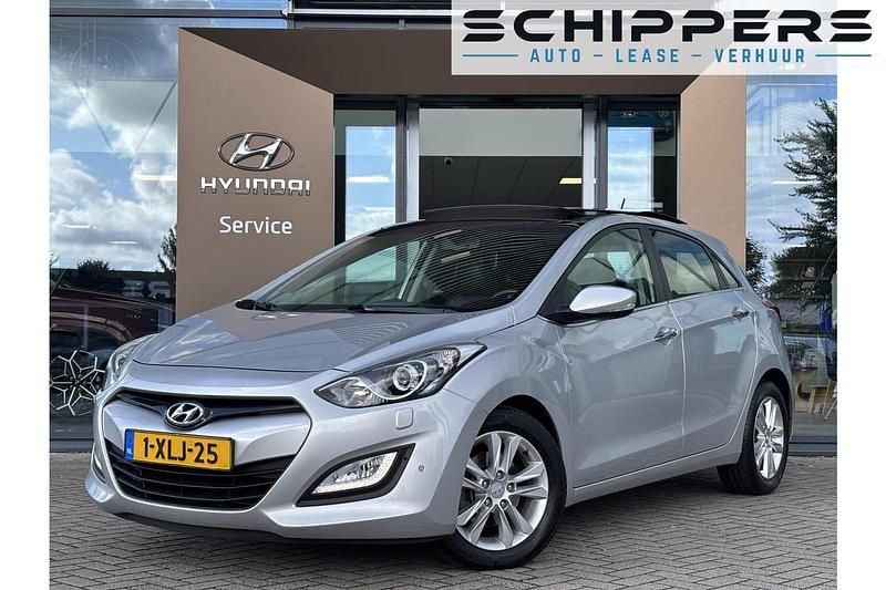 Grijs Gebruikt 2012 Hyundai i30 Hatchback | € 10.400 (Eerlijke prijs) - Afbeelding 1/4