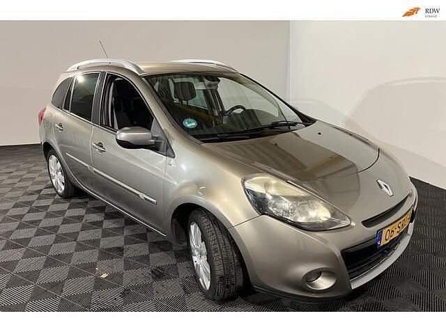 Bruin Gebruikt 2011 Renault Clio GrandTour Night&Day Stationwagen | € 2.950 (Goede deal) - Afbeelding 1/4