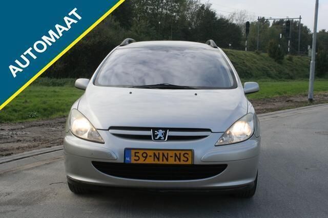 Grijs Gebruikt 2004 Peugeot 307 Stationwagen | € 1.749 (Eerlijke prijs) - Afbeelding 1/4