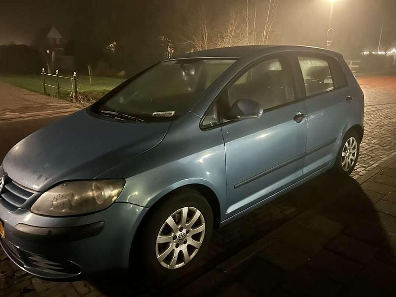 Blauw Occasion 2005 VW Golf Plus Comfortline MPV | € 1.500 (Eerlijke prijs) - Afbeelding 1/4