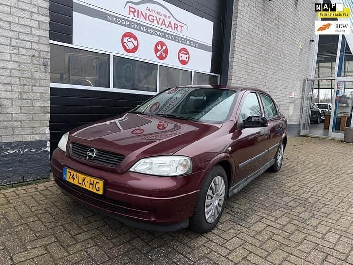 Occasion Opel Astra 84 PK (61 kW) 2003 Rood Hatchback