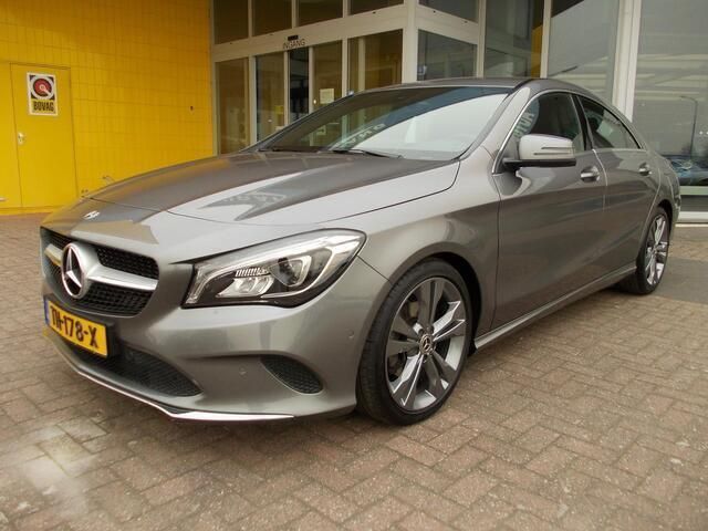 Occasion Mercedes CLA180 122 PK (89 kW) 2018 Grijs, metallic lak Sedan