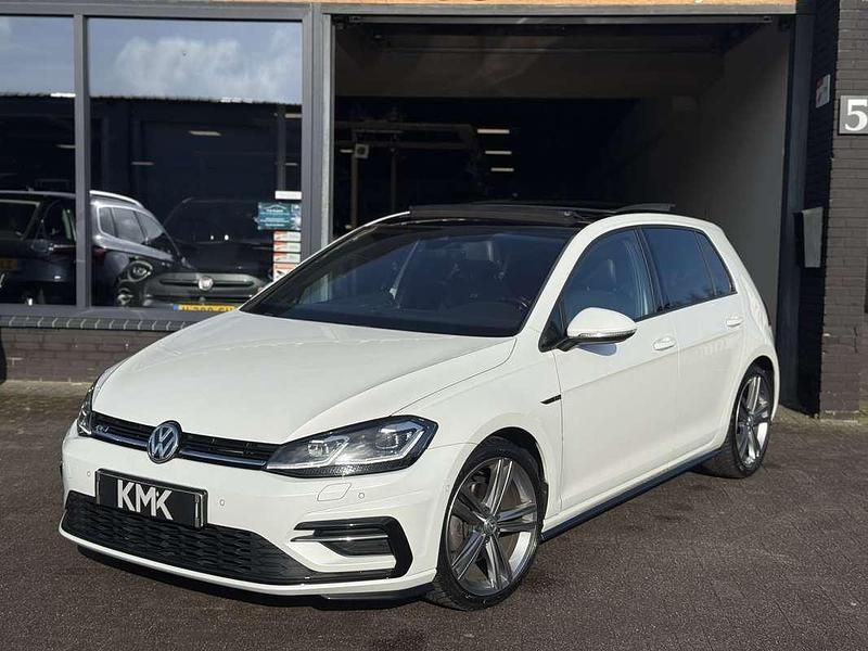 Occasion VW Golf Highline 150 PK (110 kW) 2016 Sedan