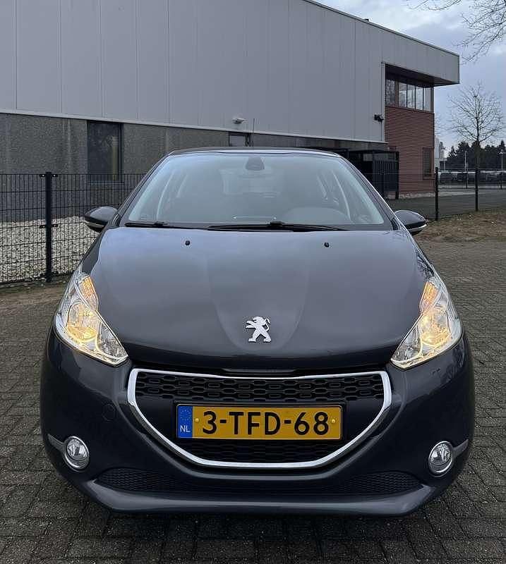 Occasion Peugeot 208 82 PK (60 kW) 2014 Grijs Hatchback