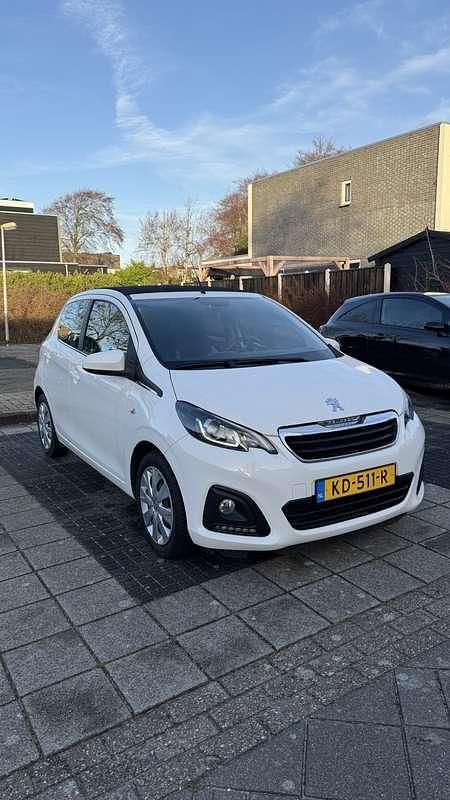 Wit Gebruikt 2016 Peugeot 108 Active Top Hatchback | € 6.499 (Eerlijke prijs) - Afbeelding 1/4