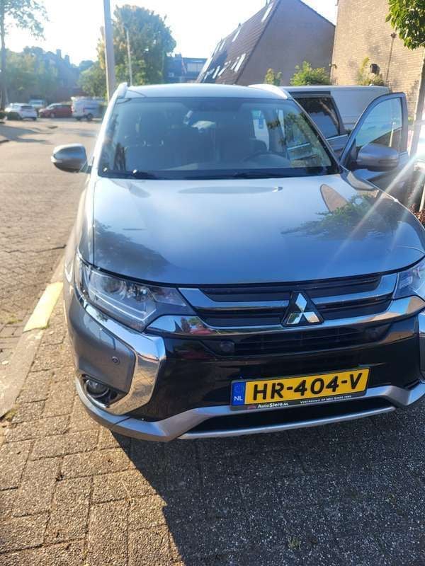 Gebruikt 2016 Mitsubishi Outlander P-HEV SUV | € 10.900 (Iets duurder) - Afbeelding 1/4