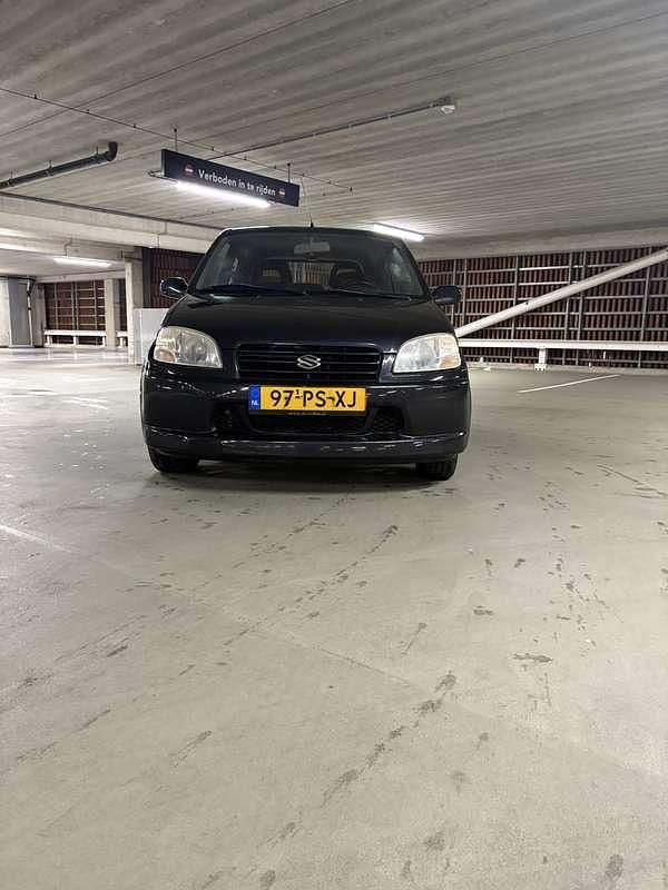 Occasion Suzuki Ignis Sport 109 PK (80 kW) 2004 Zwart Stationwagen