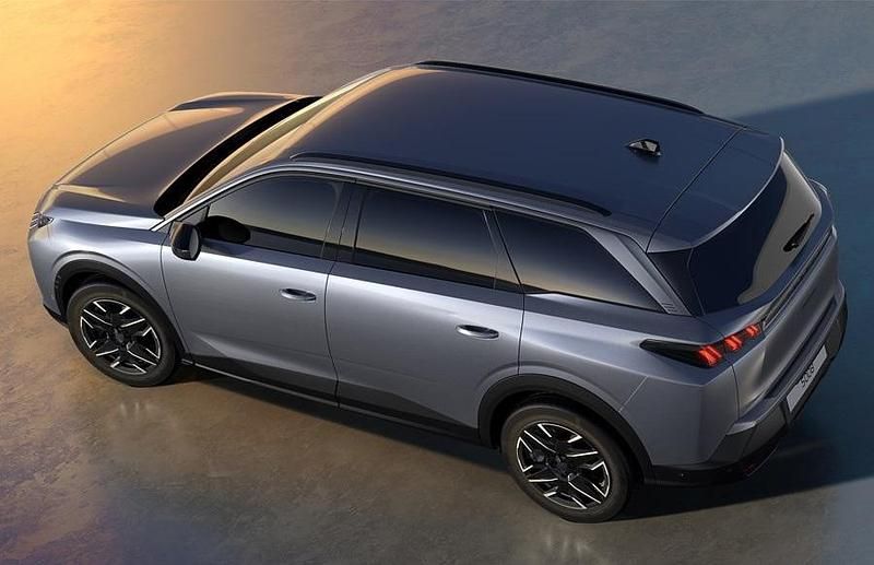 Nieuw Peugeot 5008 Allure 145 PK (106 kW) 2025 Grijs MPV