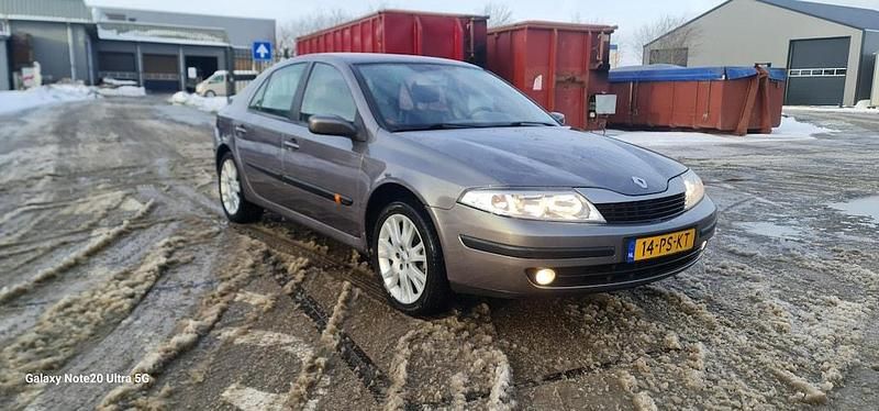 Occasion Renault Laguna II Dynamique 2004 Grijs (metallic) Hatchback