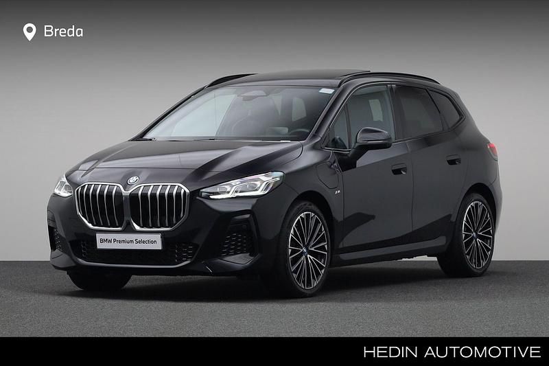 Zwart Gebruikt 2024 BMW 225 Active Tourer M Sport MPV | € 42.880 (Eerlijke prijs) - Afbeelding 1/4
