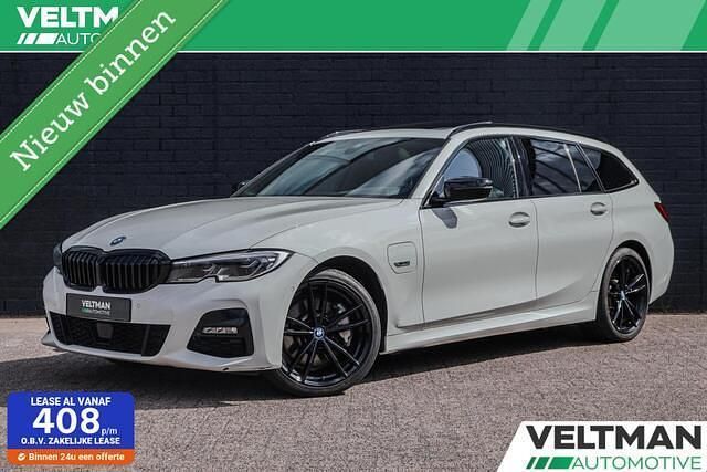 Wit Gebruikt 2022 BMW 330 M Sport Stationwagen | € 30.795 (Goede deal) - Afbeelding 1/4