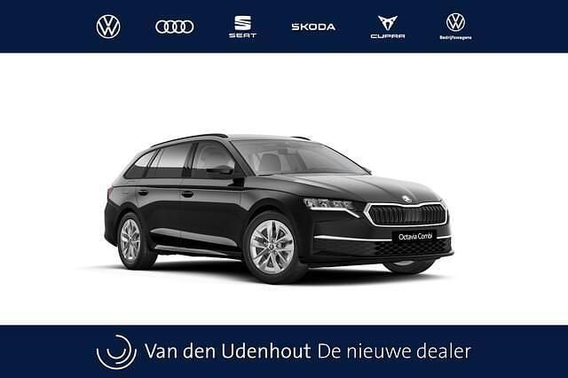 Zwart (metallic) Nieuw 2025 Skoda Octavia Business Line Stationwagen | € 37.498 (Goede deal) - Afbeelding 1/4