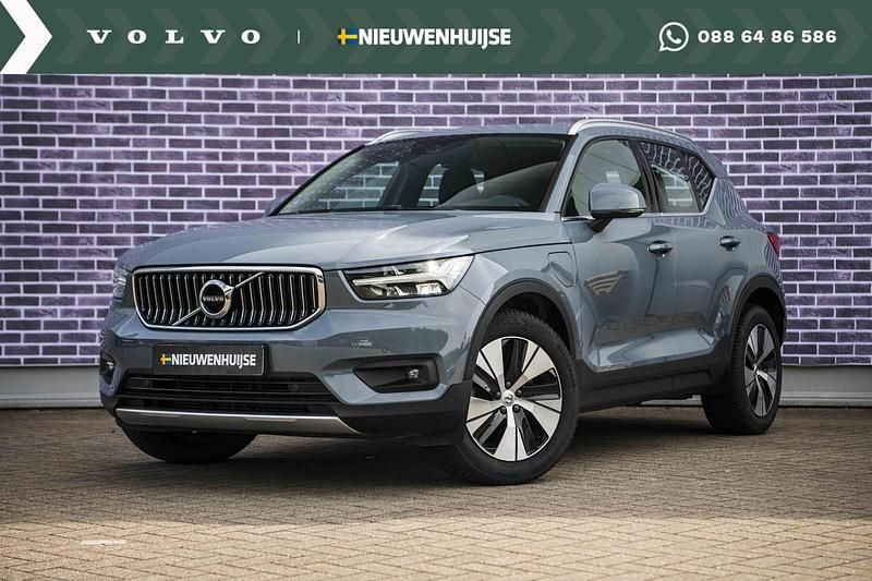 Grijs Gebruikt 2021 Volvo XC40 Inscription SUV | € 30.899 (Eerlijke prijs) - Afbeelding 1/3