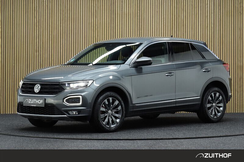 Grijs Gebruikt 2021 VW T-Roc Sportline SUV | € 22.950 (Eerlijke prijs) - Afbeelding 1/4
