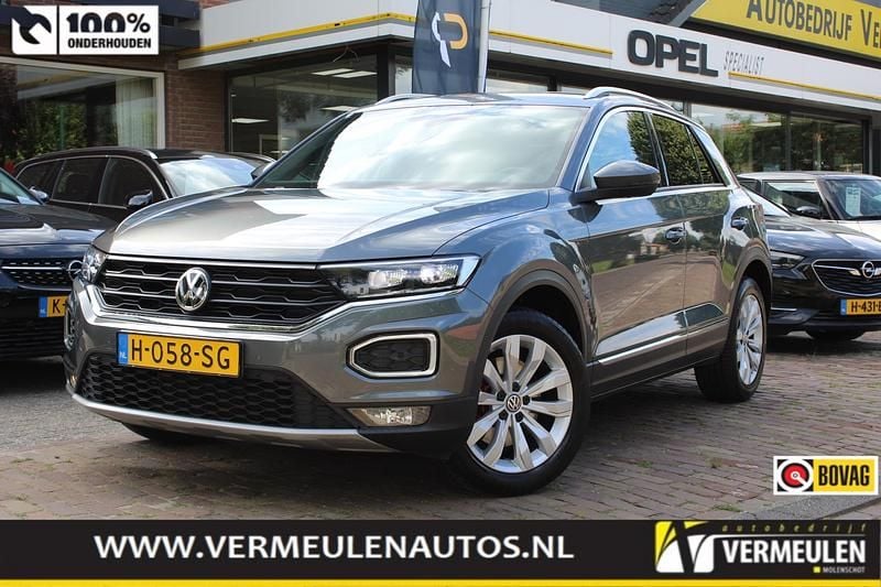 Grijs Gebruikt 2020 VW T-Roc Sportline SUV | € 20.900 (Eerlijke prijs) - Afbeelding 1/4