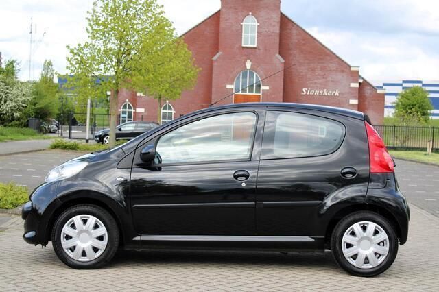 Occasion Peugeot 107 68 PK (50 kW) 2009 Zwart Hatchback