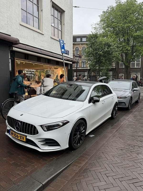 Wit Gebruikt 2020 Mercedes A220 Premium Plus Stationwagen | € 33.950 - Afbeelding 1/4