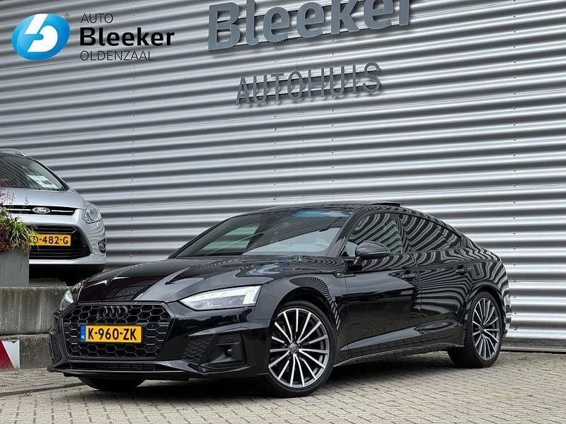 Zwart Gebruikt 2020 Audi A5 S-Line Coupé | € 33.950 (Iets duurder) - Afbeelding 1/4
