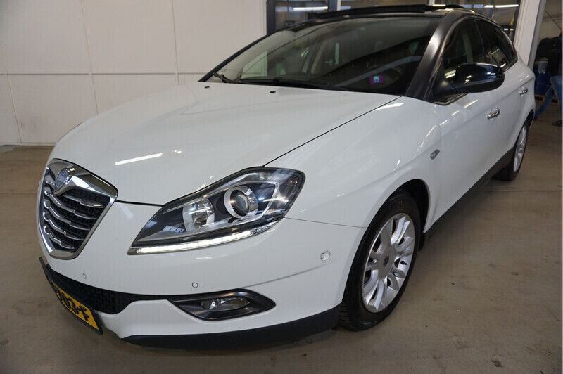 Wit Gebruikt 2018 Lancia Delta Gold Hatchback | € 6.950 (Super prijs) - Afbeelding 1/4