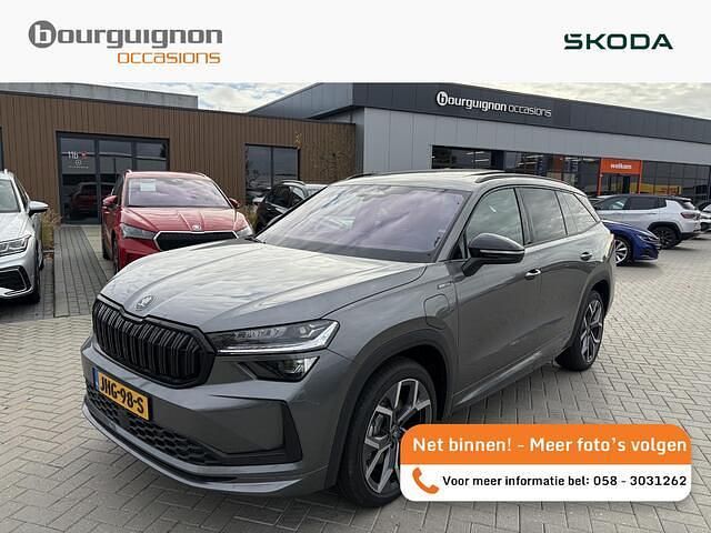 Grijs Nieuw 2025 Skoda Kodiaq Business Line SUV | € 53.850 (Goede deal) - Afbeelding 1/4