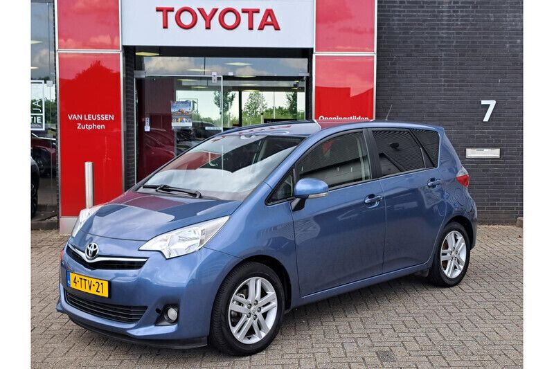 Gebruikt 2014 Toyota Verso-S MPV | € 9.999 (Goede deal) - Afbeelding 1/1
