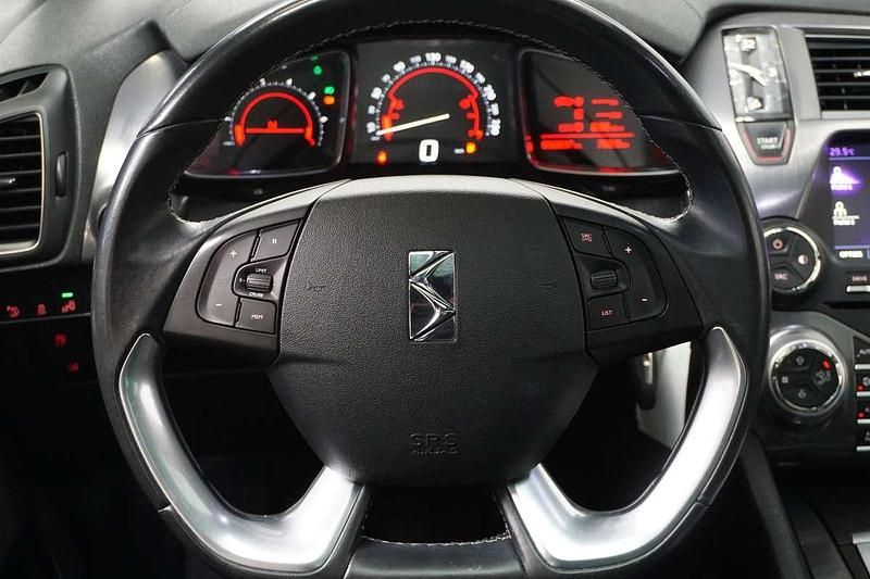 Occasion DS Automobiles DS5 Chic 165 PK (121 kW) 2016 Grijs Hatchback