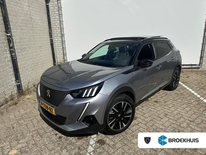 Grijs Gebruikt 2022 Peugeot e-2008 GT SUV | € 20.895 (Eerlijke prijs) - Afbeelding 1/4