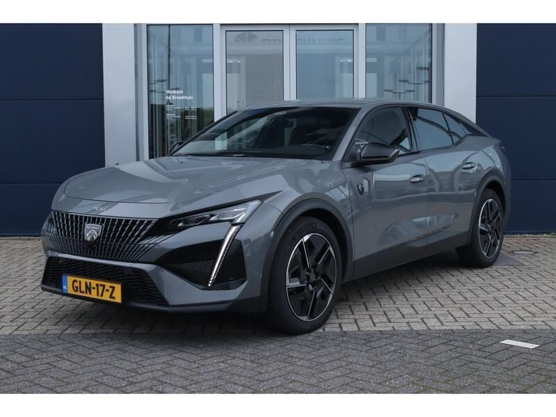 Grijs, metallic lak Gebruikt 2024 Peugeot 408 GTi Sedan | € 35.900 - Afbeelding 1/4