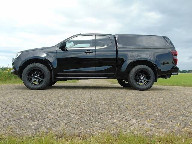 Occasion Isuzu D-Max 163 PK (119 kW) 2022 Zwart Pickup