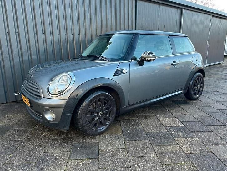 Occasion 2009 Mini ONE Hatchback | € 1.950 (Super prijs) - Afbeelding 1/4