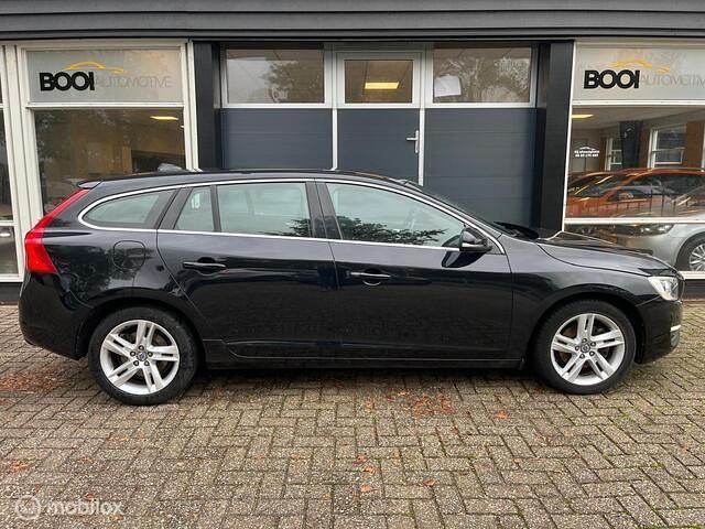Zwart Gebruikt 2013 Volvo V60 Summum Stationwagen | € 8.950 (Iets duurder) - Afbeelding 1/4