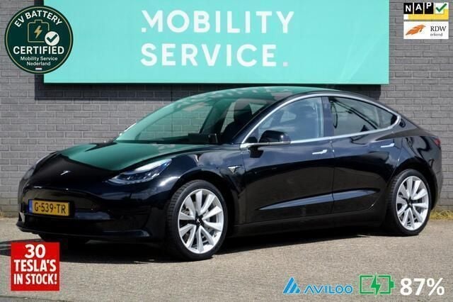 Zwart Gebruikt 2019 Tesla Model 3 Standard Range Sedan | € 18.864 (Eerlijke prijs) - Afbeelding 1/4