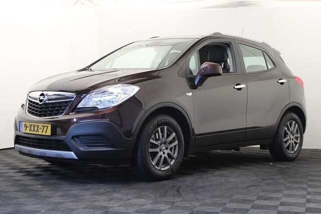 Bruin (metallic) Gebruikt 2013 Opel Mokka Selection SUV | € 8.750 (Eerlijke prijs) - Afbeelding 1/4