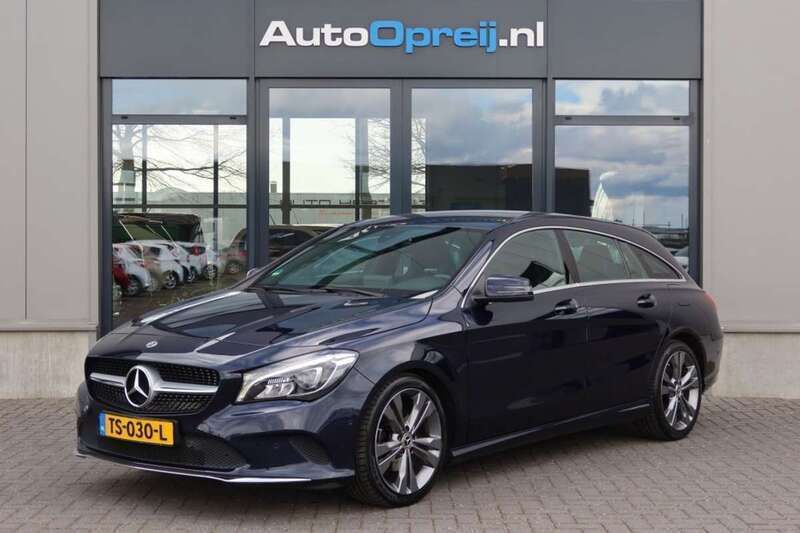 Blauw Gebruikt 2018 Mercedes CLA180 Shooting Brake Business Stationwagen | € 19.745 (Eerlijke prijs) - Afbeelding 1/4