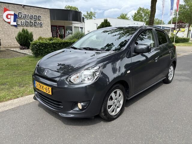 Grijs Gebruikt 2015 Mitsubishi Space Star Hatchback | € 6.950 (Eerlijke prijs) - Afbeelding 1/4