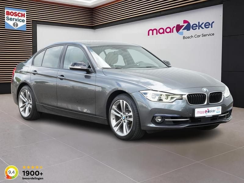 Occasion BMW 330 Executive 252 PK (185 kW) 2017 Grijs Sedan
