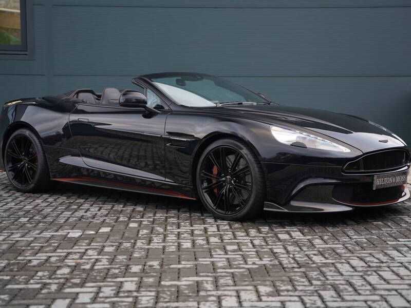 Zwart Gebruikt 2018 Aston Martin Vanquish Cabriolet | € 187.414 - Afbeelding 1/4