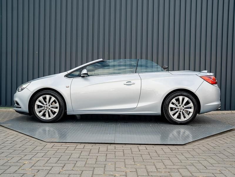 Occasion Opel Cascada Innovation 170 PK (125 kW) 2016 Grijs, metallic lak Cabriolet