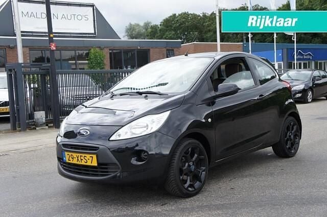 Zwart, metallic lak Gebruikt 2012 Ford Ka Cool & Sound Edition Hatchback | € 4.450 (Iets duurder) - Afbeelding 1/4