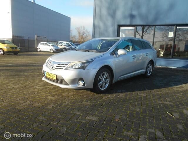 Occasion Toyota Avensis Business Edition 147 PK (108 kW) 2013 Grijs Sedan