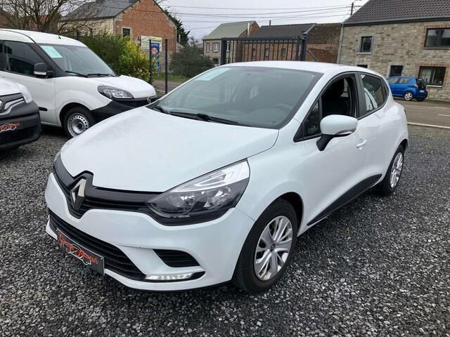 Wit Gebruikt 2019 Renault Clio IV Sedan | € 11.400 (Eerlijke prijs) - Afbeelding 1/4