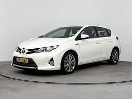 Licht wit Gebruikt 2014 Toyota Auris Executive Hatchback | € 13.945 (Eerlijke prijs) - Afbeelding 1/3