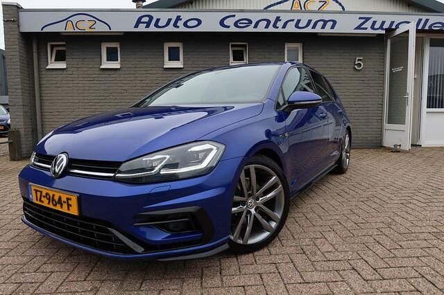 Blauw Gebruikt 2018 VW Golf VII Highline Hatchback | € 17.950 (Eerlijke prijs) - Afbeelding 1/4
