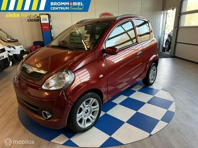 Overige Gebruikt 2010 Aixam Microcar Hatchback | € 5.995 - Afbeelding 1/4
